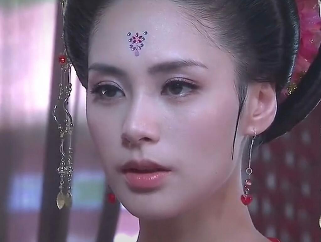 看了阿娇以前的古装,第一次觉得现在的明星真的很"普"6767