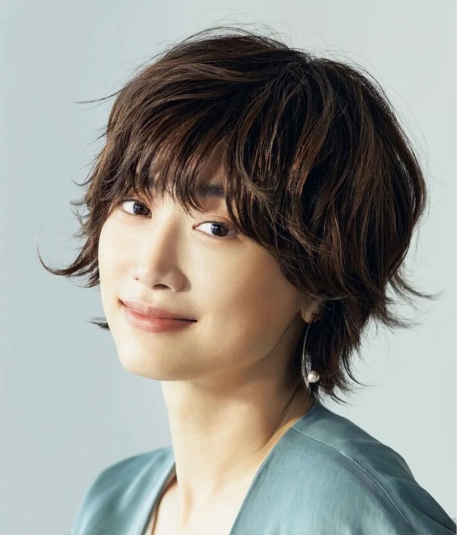 30一40岁女人发型短发 30岁女人洋气短发造型-百科叔叔
