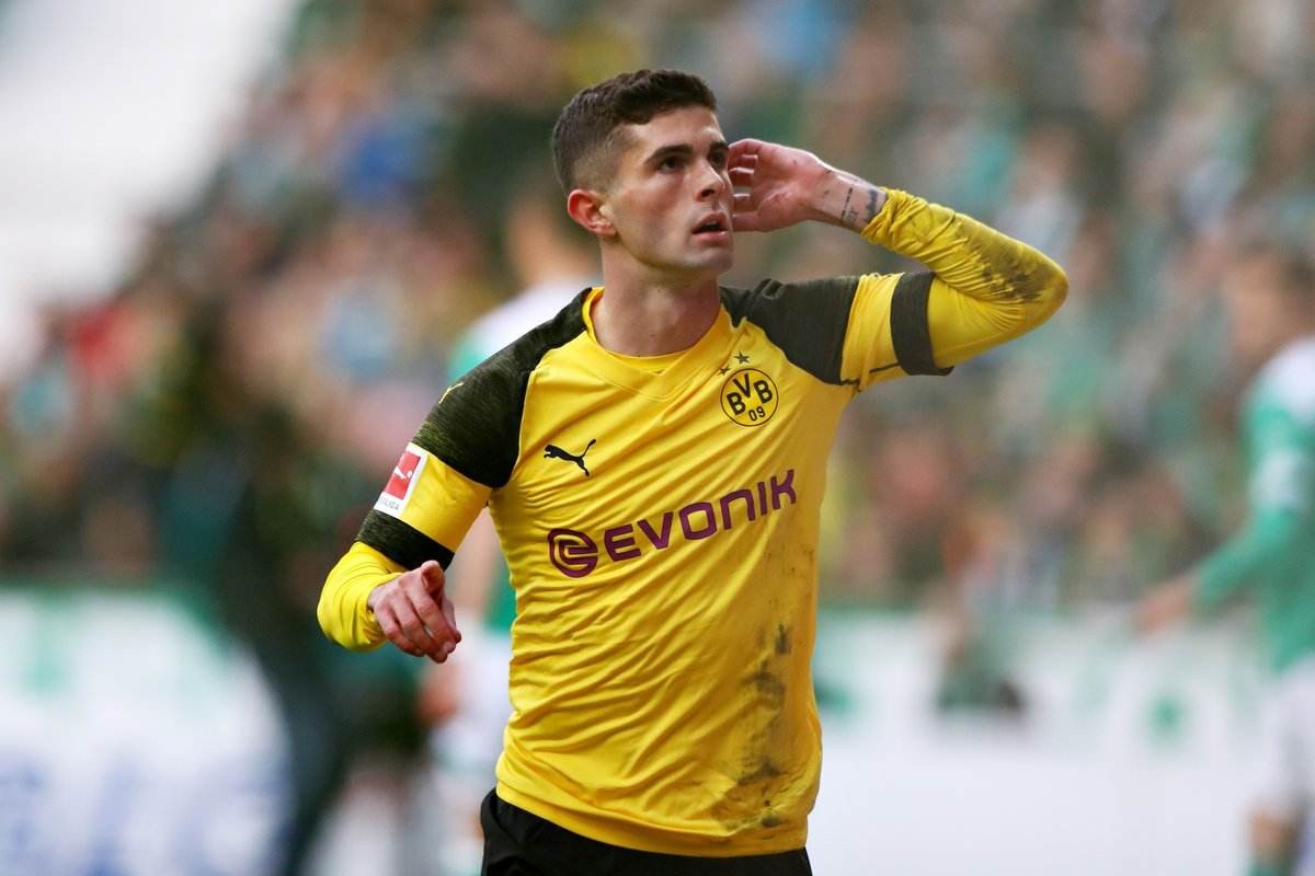 多特蒙德俱乐部主场(盘点多特蒙德出品的5位前锋,2人身价超1亿,堪称"