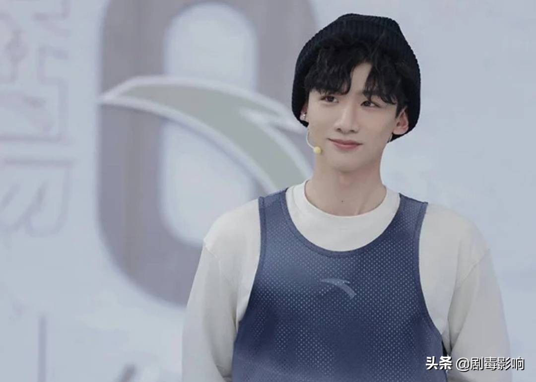 学霸男星：吴磊千玺全面发展，王安宇614分，张凌赫数学接近满分