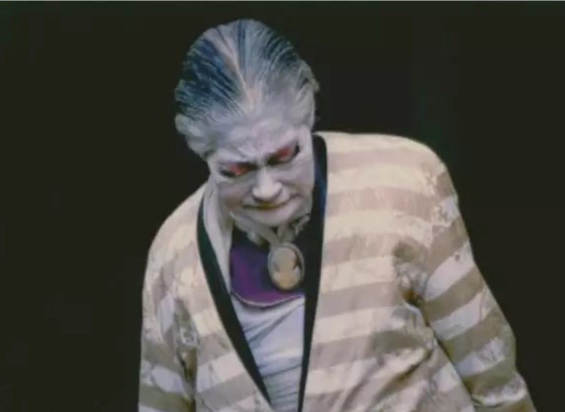 日本烟花女子74岁高龄仍站街，60年不间断拉客，却备受日本人尊重