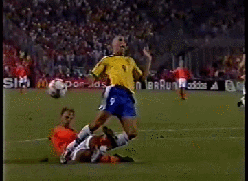 巴西世界杯1080p合集（锋线主将间的精彩对决，跨不过的点球战噩梦，98世界杯巴西VS荷兰）