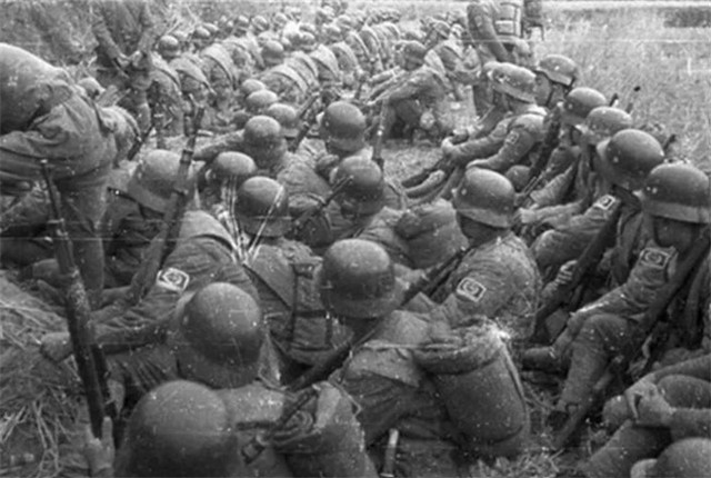 中国人民解放军编制：军、师、旅、团、营、连、排、班各有多少人