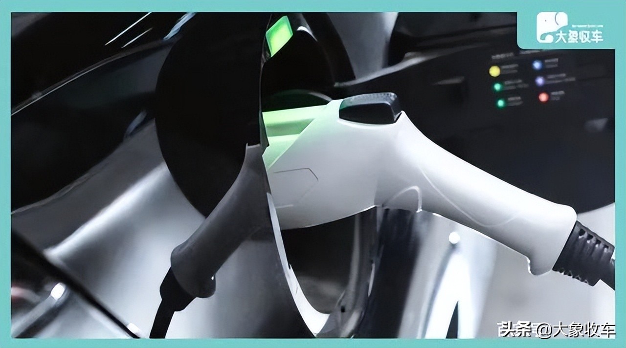 炎炎夏日 警惕新能源汽车动力蓄电池自燃