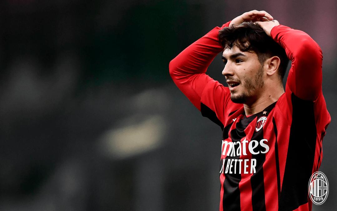 ac米兰的凯西(达成协议!ac米兰中场凯西确定将转会巴萨!