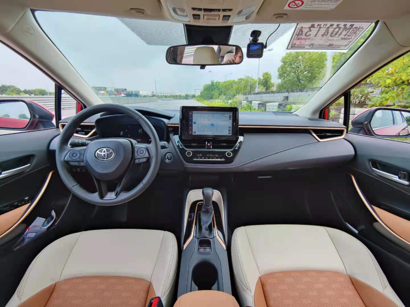 好消息!第五代智能电混双擎"国民家轿"弯道超车,雷凌震撼上市