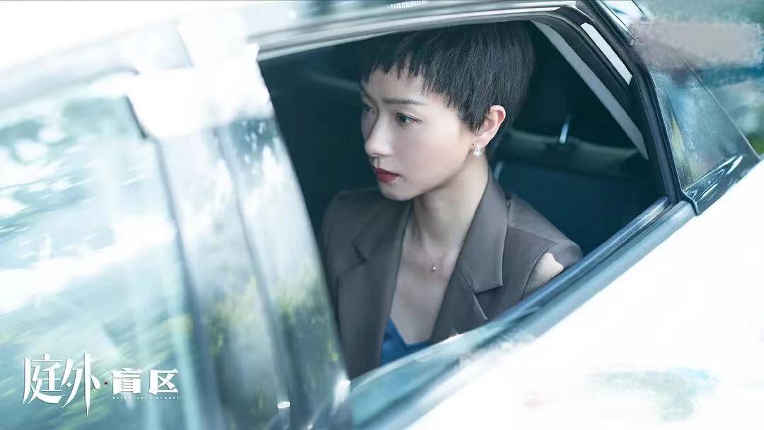 先是碎尸案，后是走私案，这部满屏血腥的新剧，凭啥收获全网赞誉