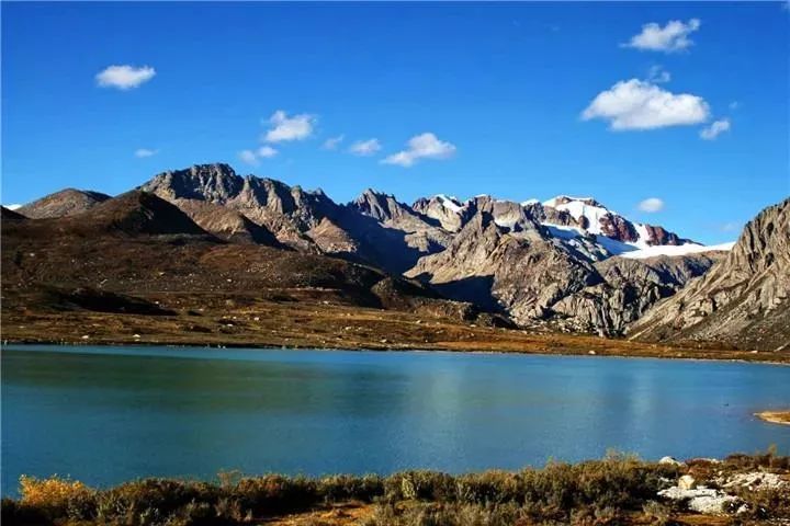 全球十大情侣旅游胜地(适合夫妻牵手旅行的8处风景地，每个都浪漫至极！你们去过几个？)