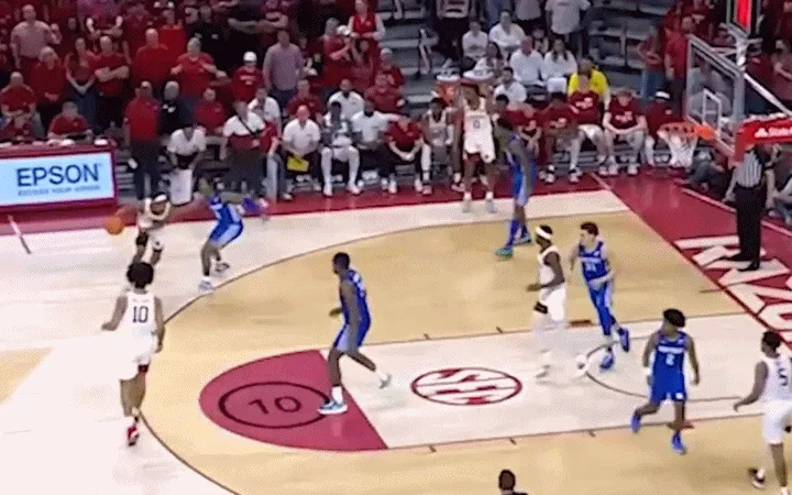 2022年选秀巡礼：继承肯塔基的荣光——泰泰-华盛顿