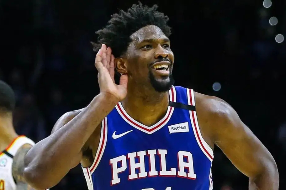 nba東部中鋒排名（美媒評現役首發中鋒！太陽艾頓第9，湖人濃眉哥第3，榜首實至名歸）