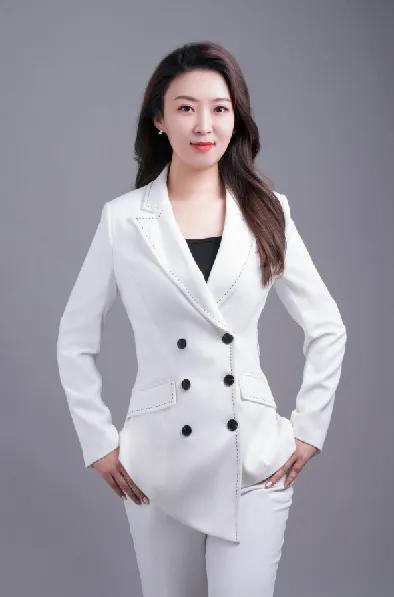 80后女孩才月：起底能保持广告销售冠军的秘密
