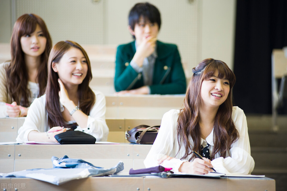 中国大学排名榜，爆冷！武大第5、人大第18、苏大第22、北航第23