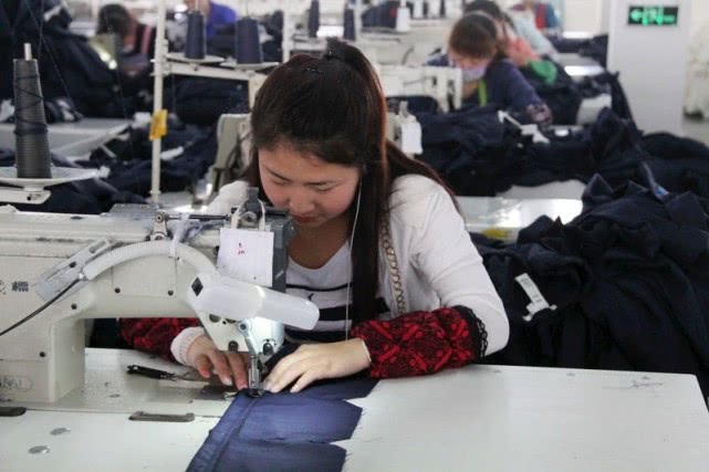 山东女人曾是富婆，公司破产后，来广州当保姆维生