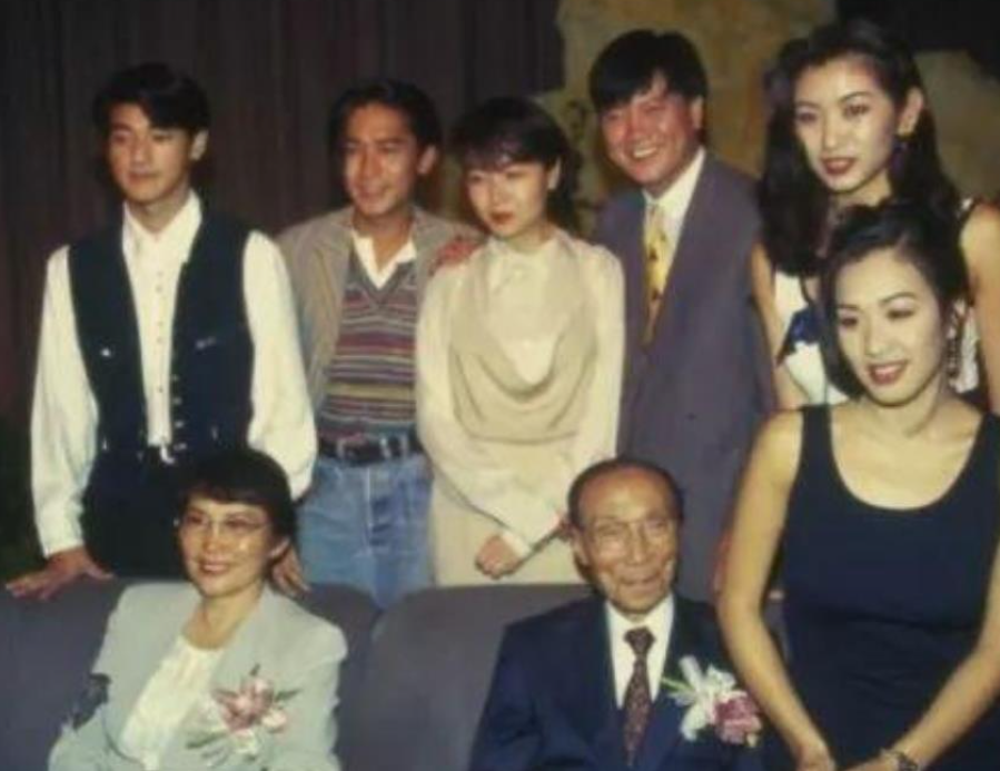 “大善人”邵逸夫，4个儿女全部和他断绝关系，谁也不想继承遗产