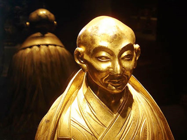 “达赖”与“班禅”究竟是什么关系？二者谁的地位更高？