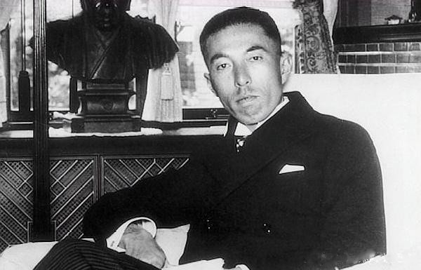 日本间谍学校存在共产党特工，身为日本人，却为美苏提供绝密情报