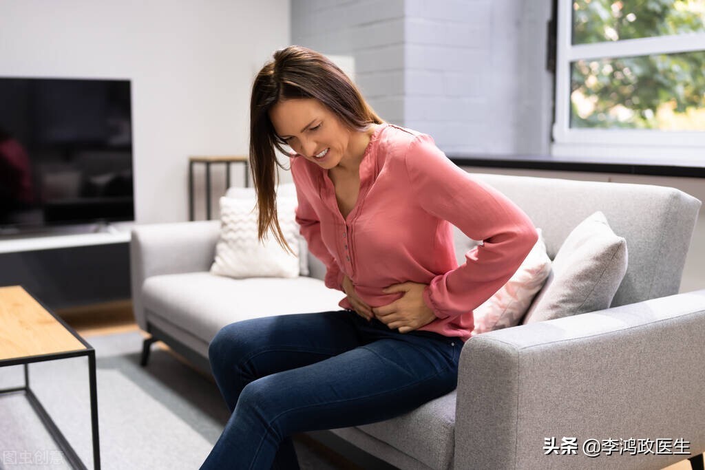 女子腹痛以为胃痛，就诊后医生连下2张病危，家属：能救命的都做