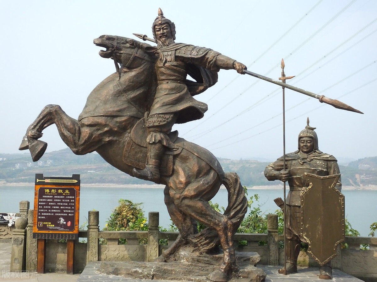 纵死犹闻侠骨香：王维七绝《少年行四首》