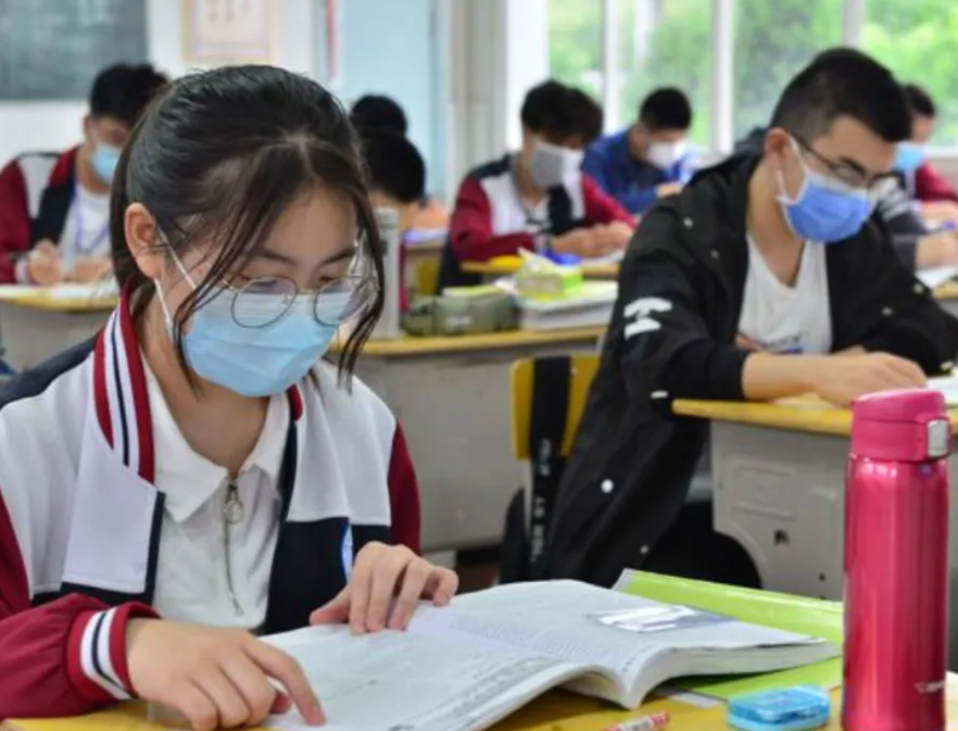 国内大学分7个档，考上“第4档”就算大学霸了，你在第几档？