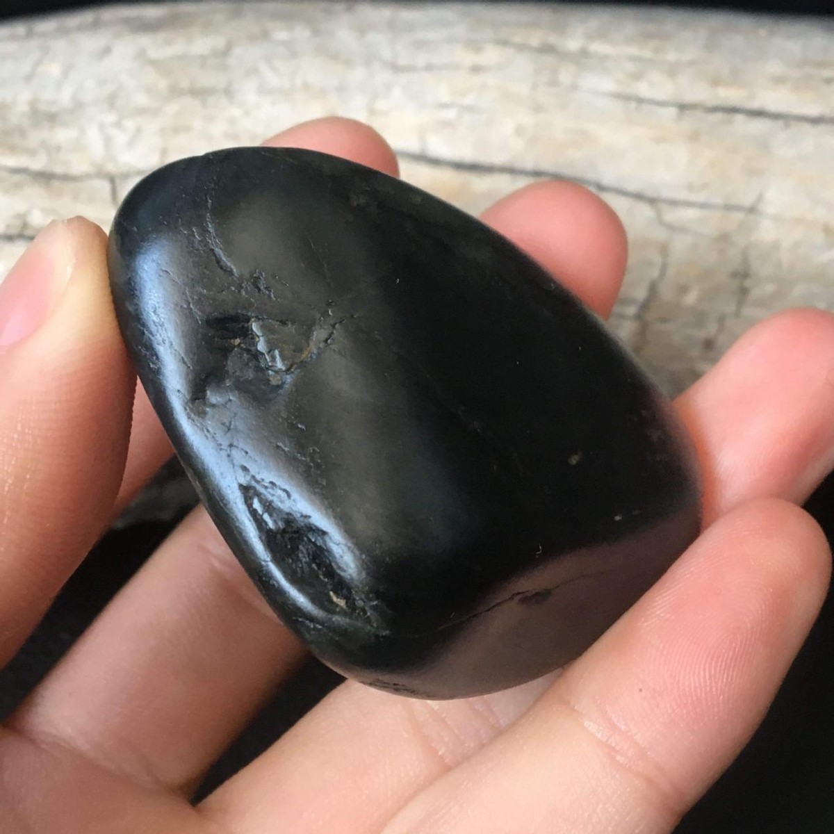 三分钟,教会你鉴别和田墨玉的三大分身