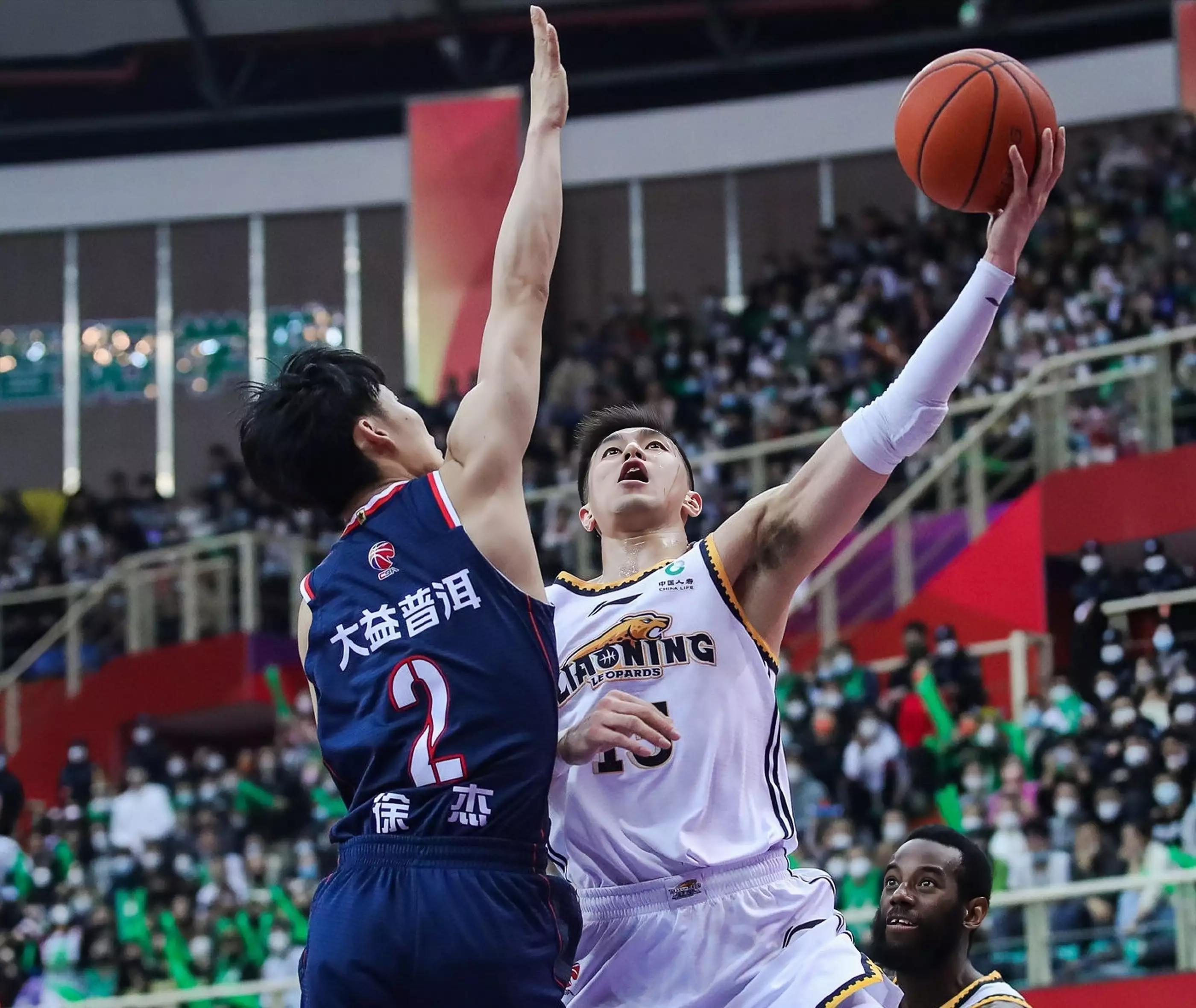 為什么央視5臺不轉播cba（CCTV5直播有變，廣東、遼寧成主賽，新疆隊退賽，5名國手領銜出戰）