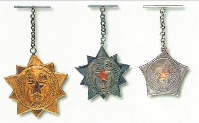 ��ž�սʱ������ϵ��䶯������2��ѫ��3���ƺţ�ս����Ϊ�ؼ���