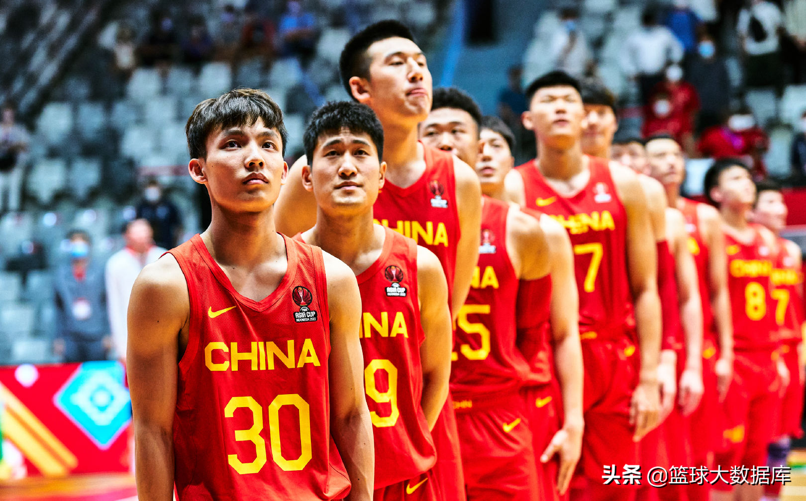 中国有哪些转播nba（CCTV5官宣！确定直播中国男篮对阵黎巴嫩，太让人期待）
