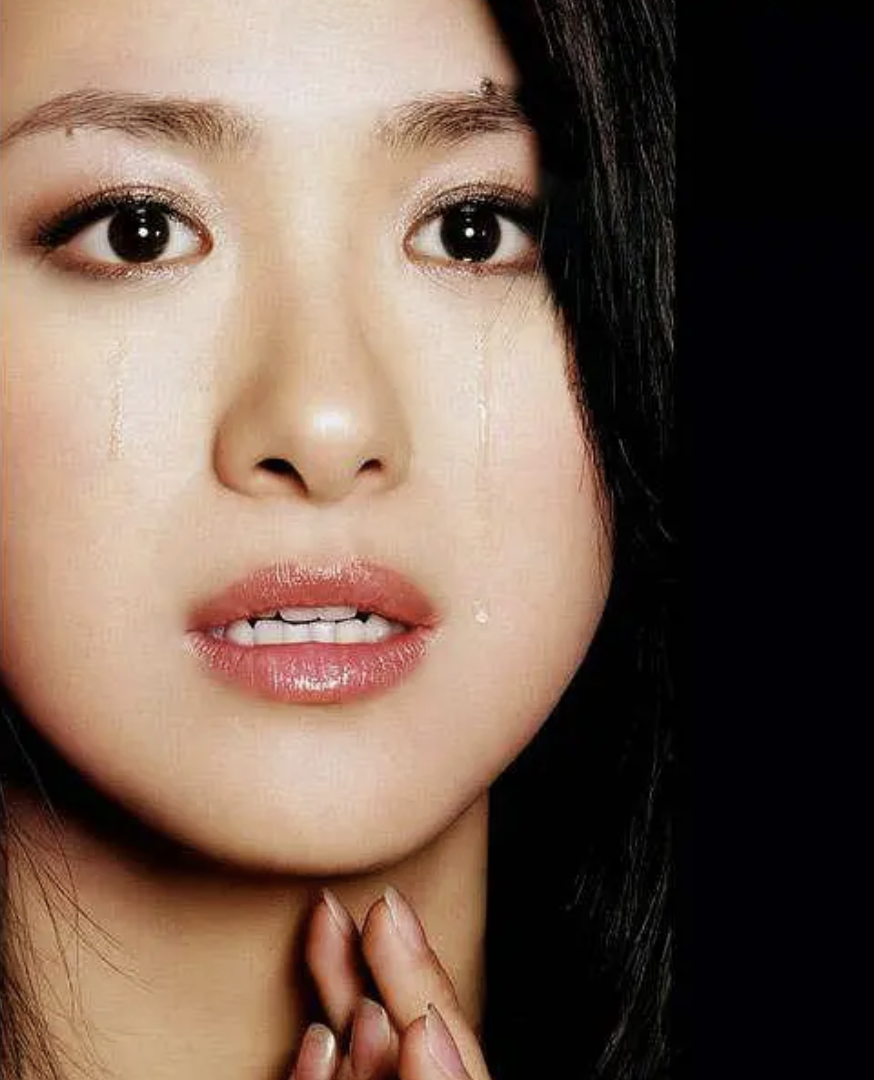 “古装女神”沈傲君的清醒人生，和她生命中爱过的2个重要男人