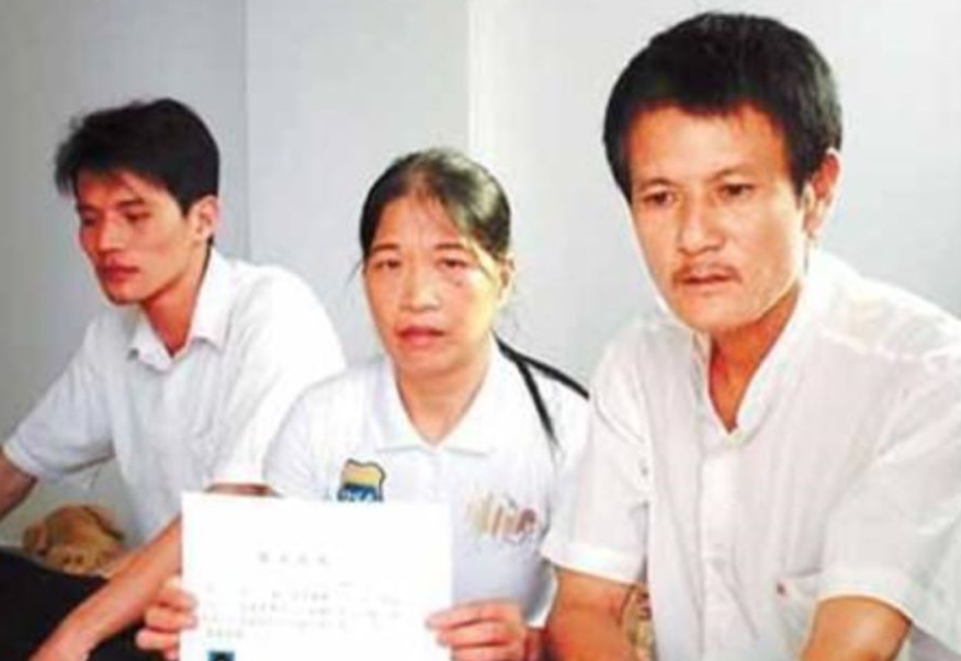 高考状元抢银行10万，被抓时仅花100多元，出狱后再考入重点大学