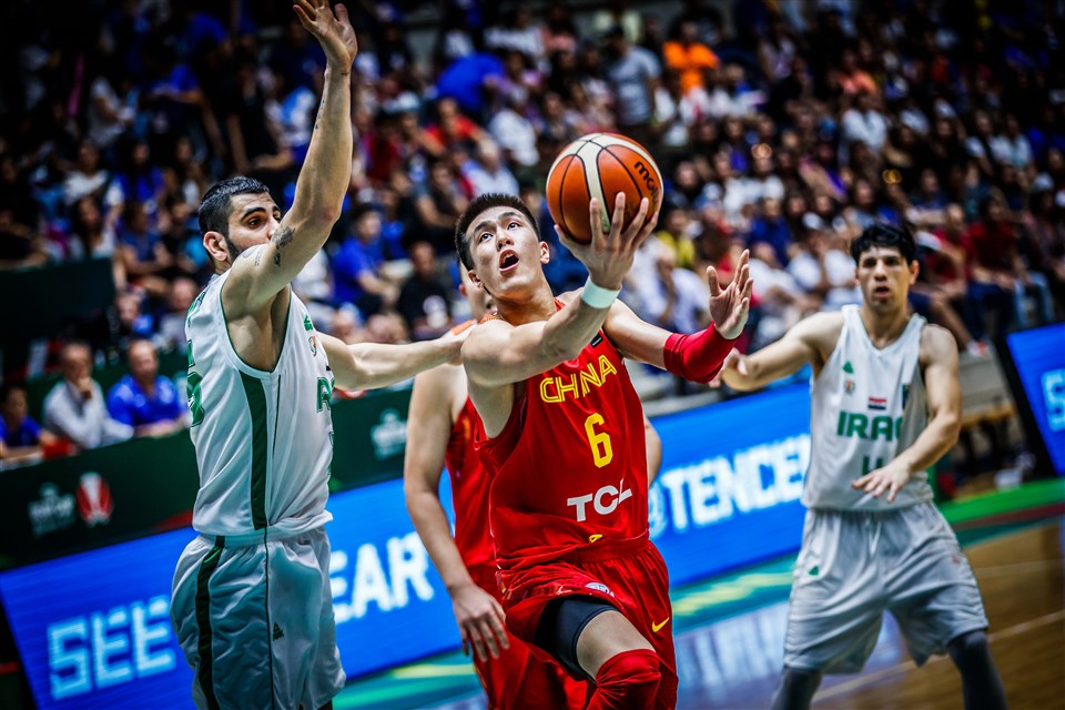 fiba(FIBA评男篮亚洲杯最受关注30大球星：郭艾伦周琦联手入围)