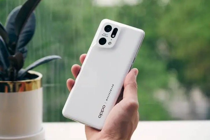 目前拍照出色的3款手机，影像实力不输“小单反”，出游旅行首选