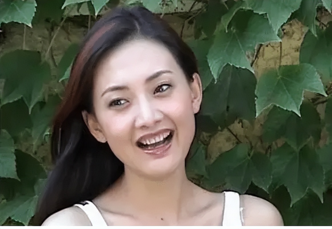 这6个中年女星年轻时美得各有特色如今脸肿得猝不及防 观众傻眼