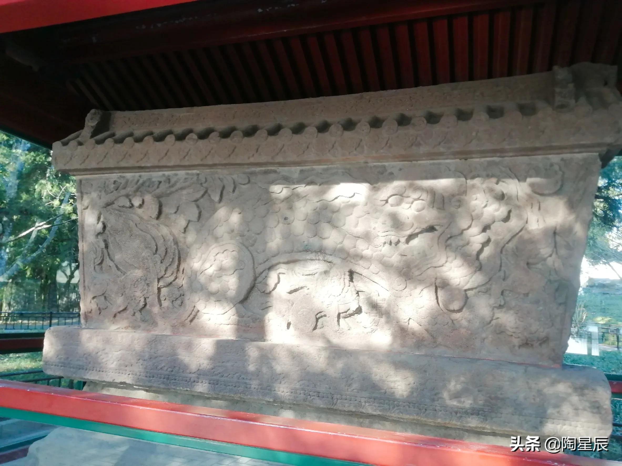 公交徒步游北京：北海公园北岸的景点