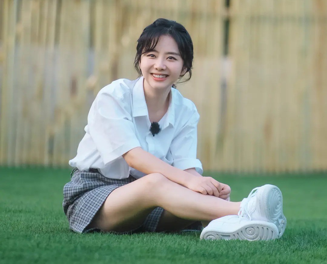 《中餐厅6》阵容上热搜，张若昀加盟不意外，大满贯视后才是惊喜