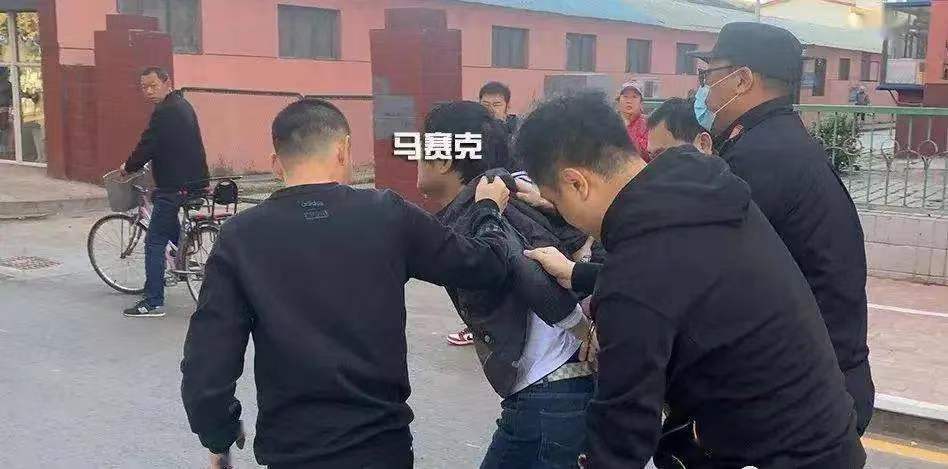 唐山事件尘埃落定，打人者逃跑细节披露：打人时嚣张，事后怂了