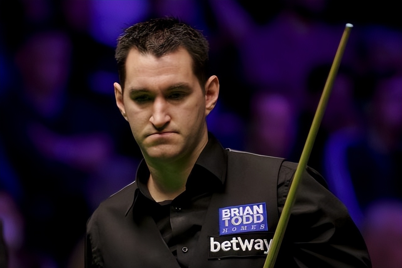 61体育直播官网（CCTV5直播：丁俊晖6-0横扫奥沙利文，半决赛迎战大黑马汤姆-福德）