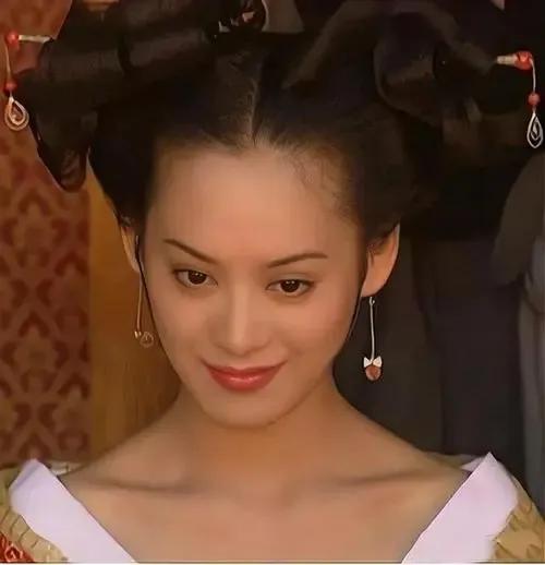 同样饰演“赵姬”，把宁静姚莹莹朱珠放在一起比较，差别就出来了