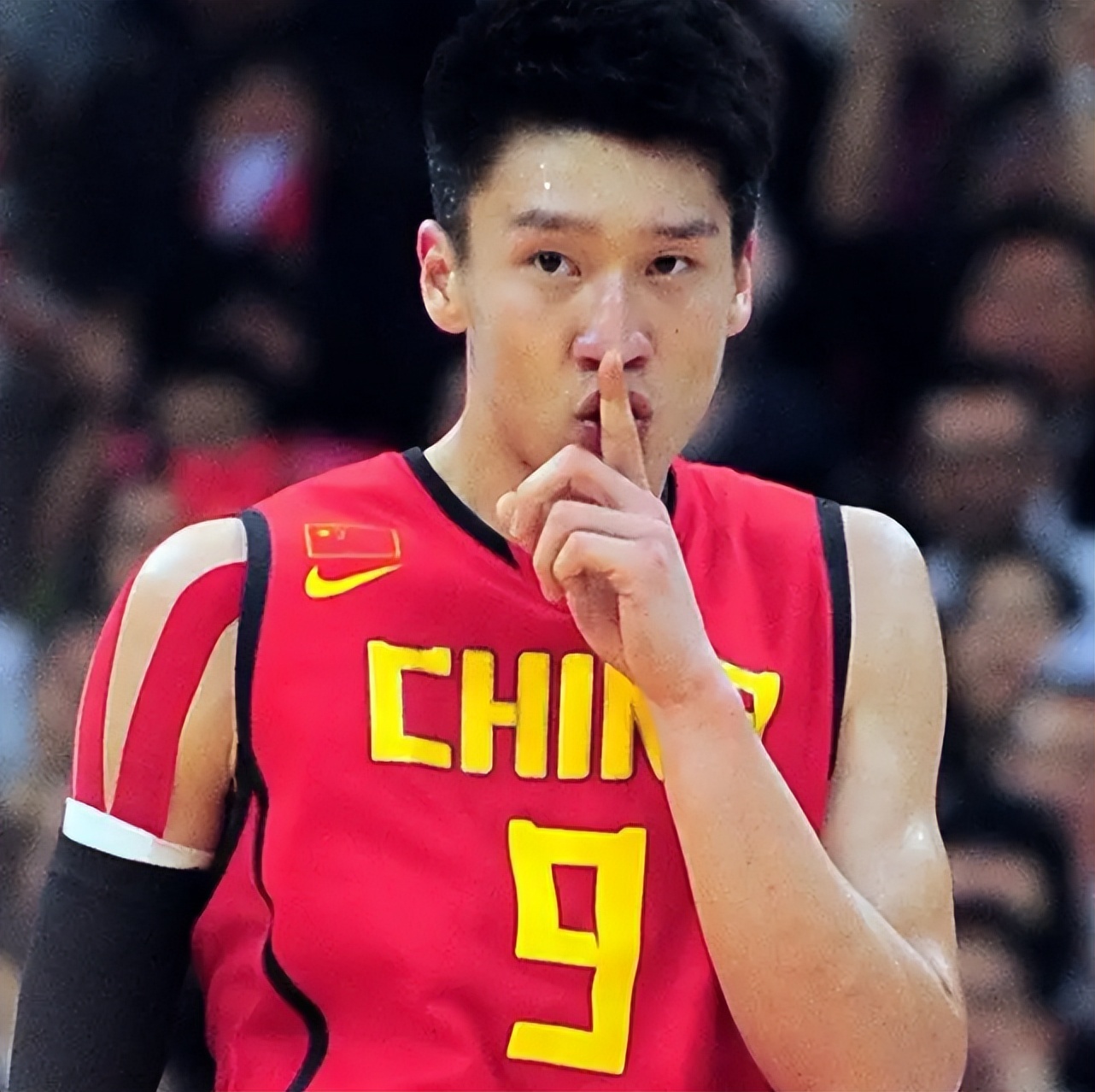 男篮孙悦的发型(孙悦近照曝光!