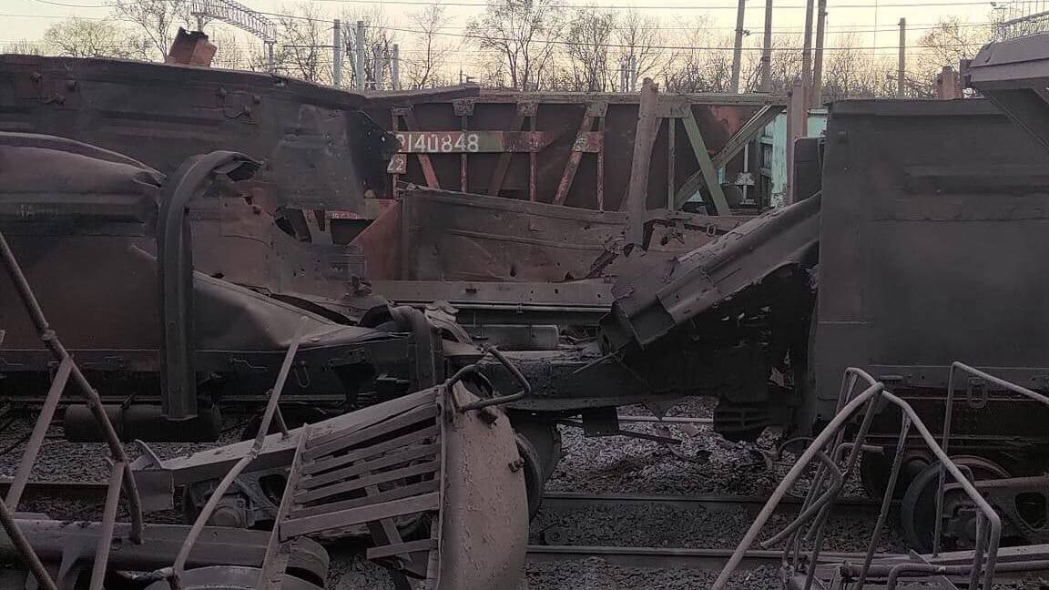 ������������ص㣬��Լ��Ԯ����ҪĿ�꣬2������ը��2����Լ����