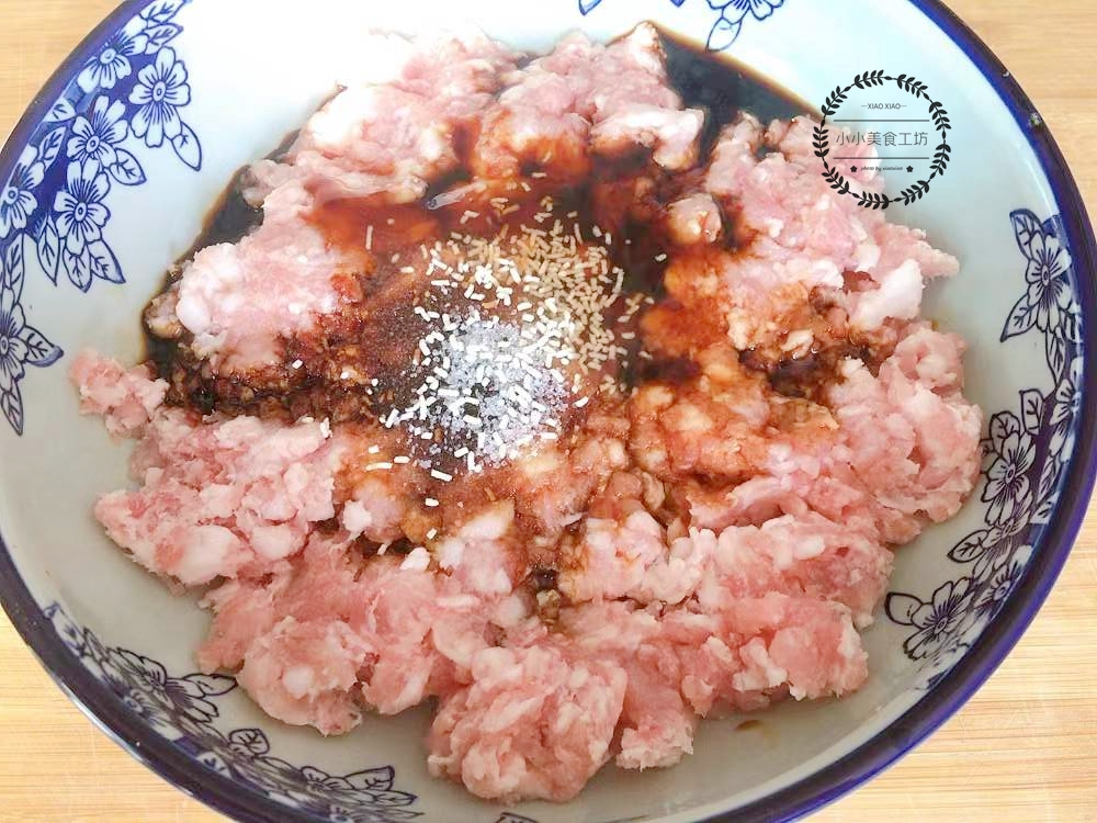 调饺子馅，先“打水”就错了！大厨：教你正确做法，饺子鲜嫩多汁