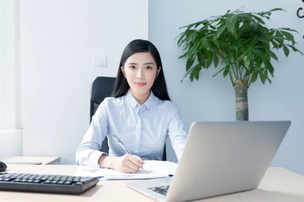 职场技能评估指南：如何撰写高效的工作能力评价