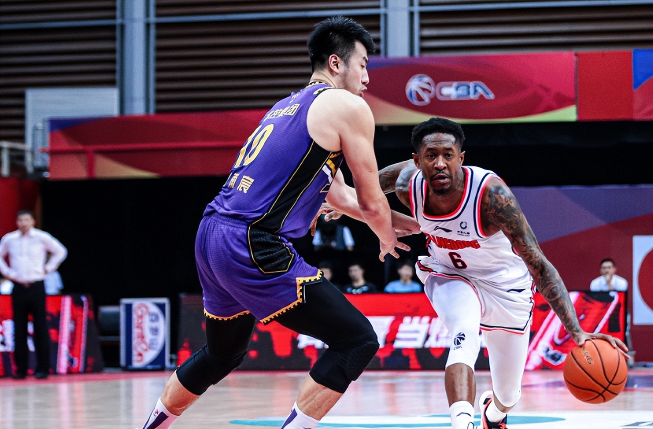 cba双外援什么时候上（17投轰39分7板！广东最强双外呼之欲出 有他俩杜锋该放心了）-华海博客