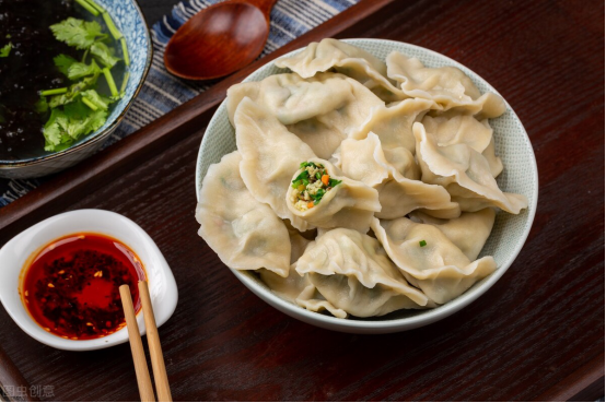 速冻水饺要蒸多久（速冻水饺要蒸多久时间才能熟）-第1张图片-巴山号