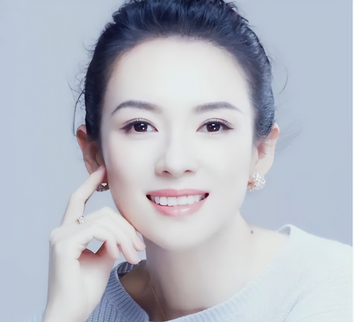 年轻时不可方物,人到中年越长越凶,从梅婷到章子怡"殊途同归"