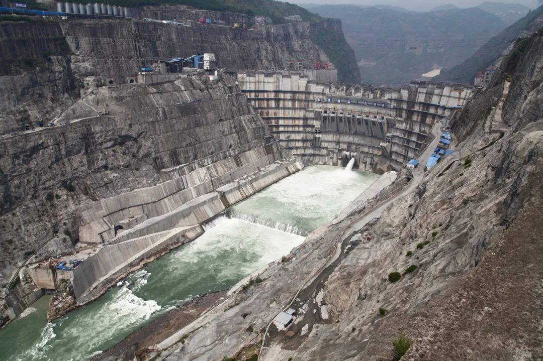 ˾�ϵ����뱱��ͬ�е�ʮ�꣬������ʶ��£�Ӧ��ˮ������