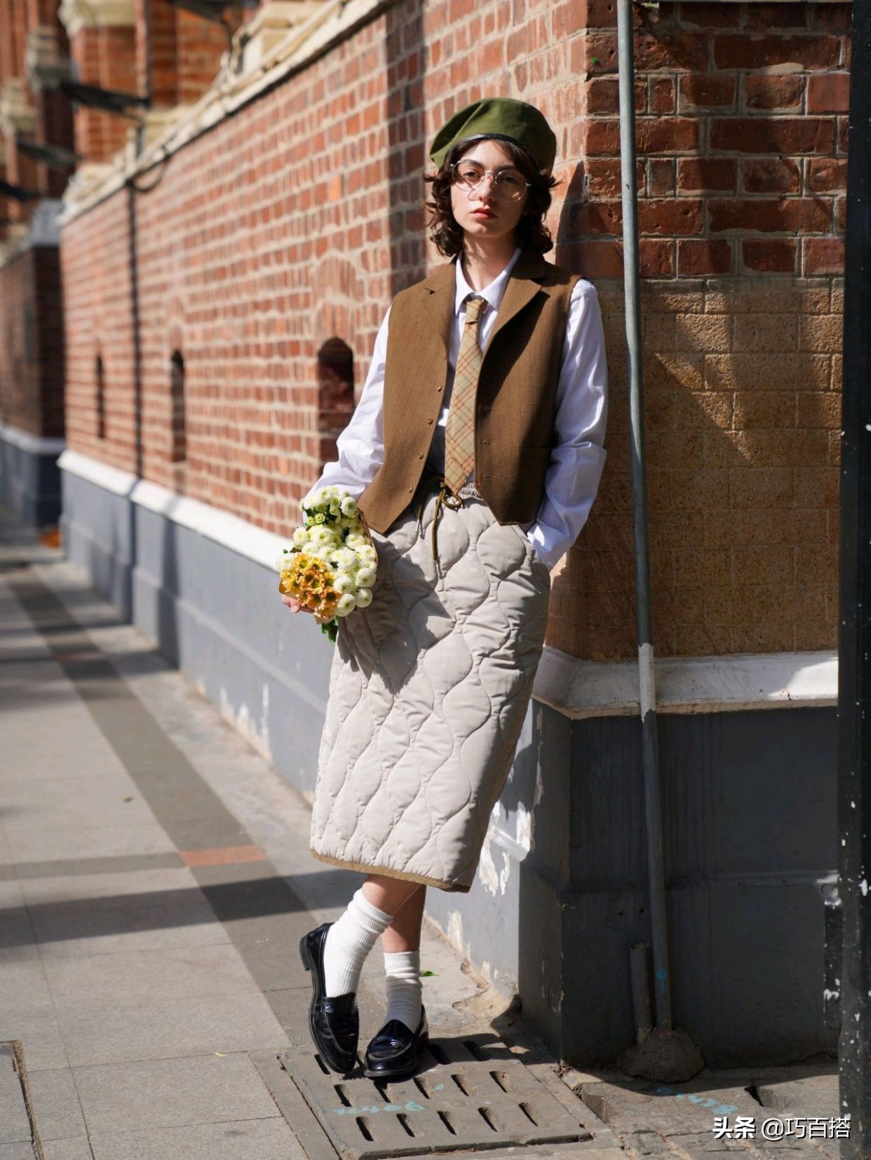 学生党与时尚无缘？自然随意的文艺风初春穿搭，只一眼就让人心动