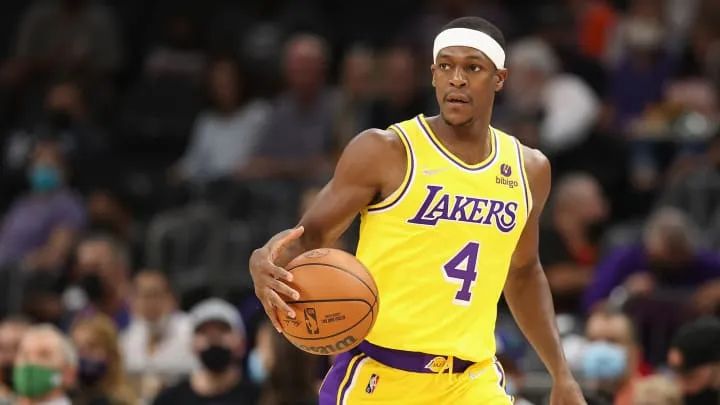 2021年湖人阵容图片（上赛季湖人30+老兵，已有10人找不到工作，这阵容能赢才有鬼…）