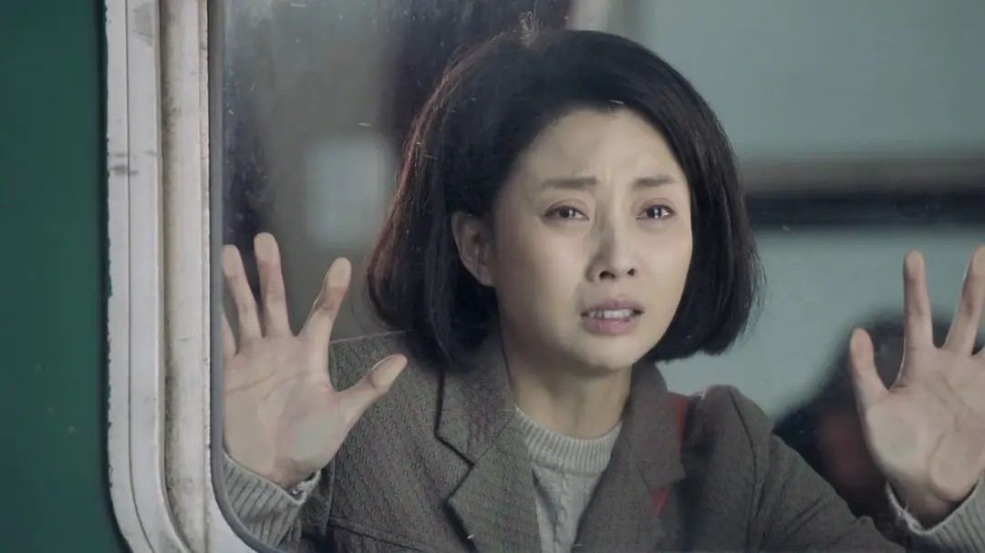 同样饰演“村妇”，哪一位才是观众心中的“惊鸿一瞥”？