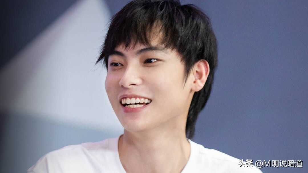 两大野王的对决，更是久哲和Gemini的pk，敖子逸林墨友好握手