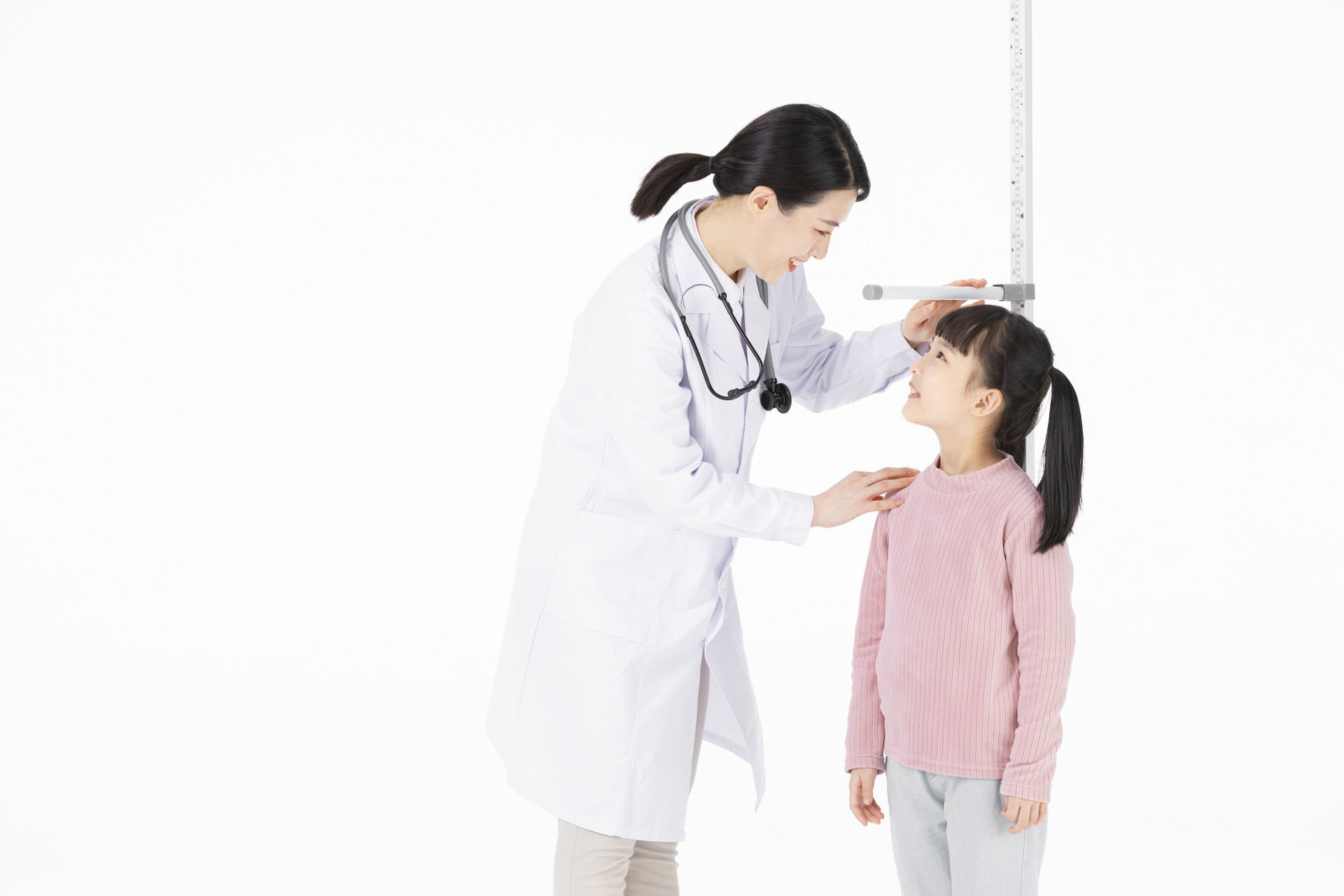 早上做拉伸运动有助于长高吗(秋天是孩子长高季,养娃做到"三避免三